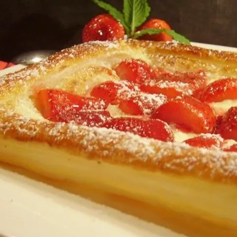 Tart s Jagodama i Sirom (B-Art Tart)