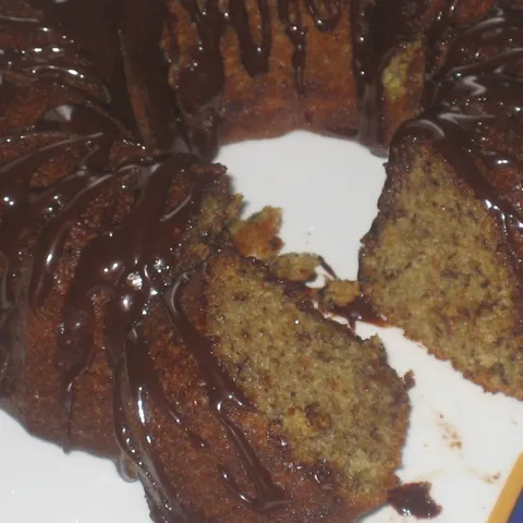 Banana Bread s čokoladnom glazurom