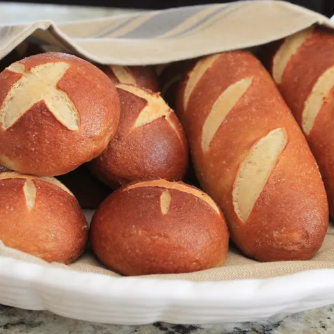 Pretzel Hot Dog Buns