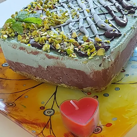 Menta-kakao raw torta