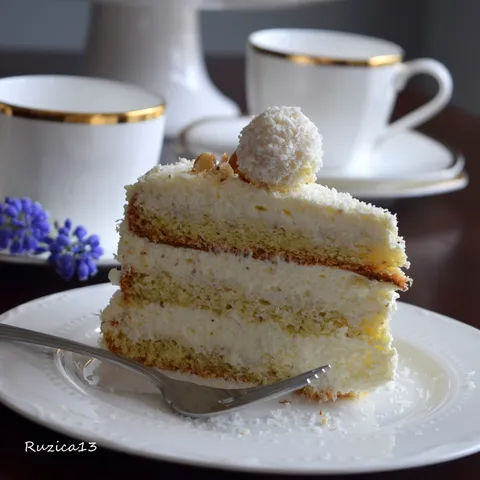 Raffaello Cake