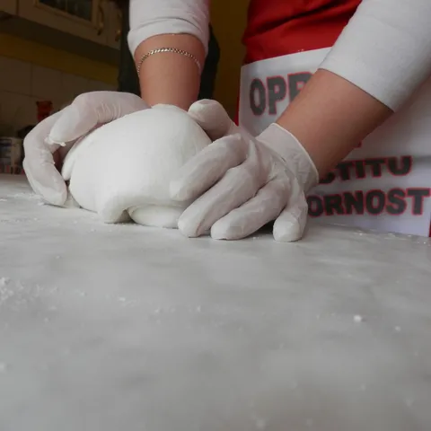 Ticino / fondant masa