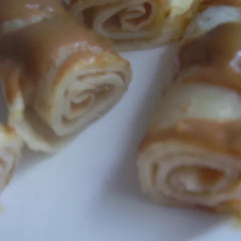Palacinke od quinoe sa marmeladom od jabuka i preljevom od dulce de leche