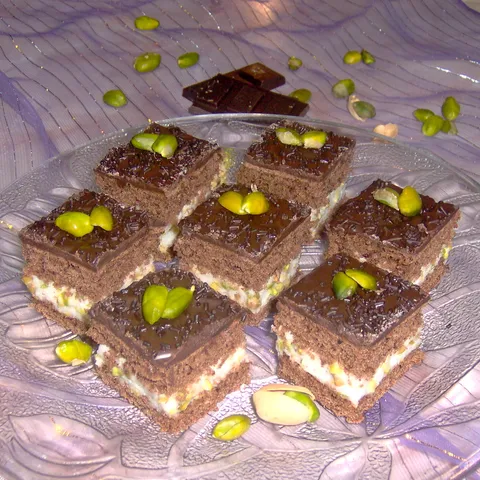 Čokoladne kocke sa pistaćima