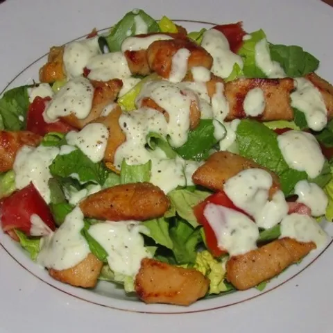 Salata sa mariniranom piletinom