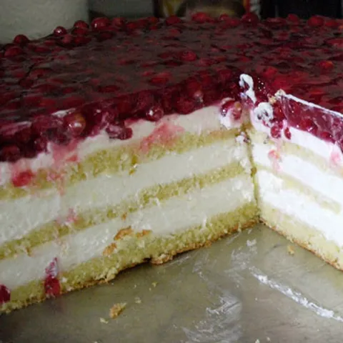 Torta od sira i ribiza