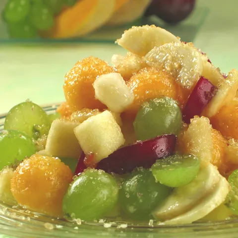 Voćna salata od miješanog voća