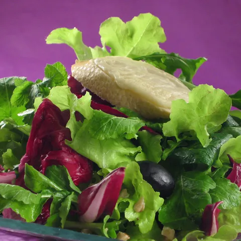 Salata sa sirom na francuzu