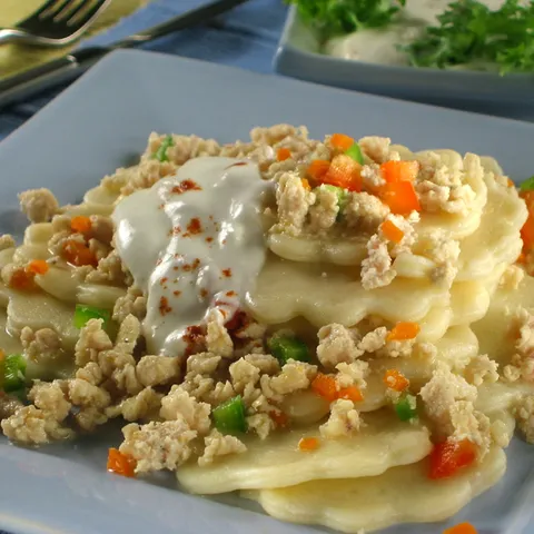 Manti s piletinom