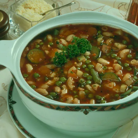 Proljetni Vegetin minestrone