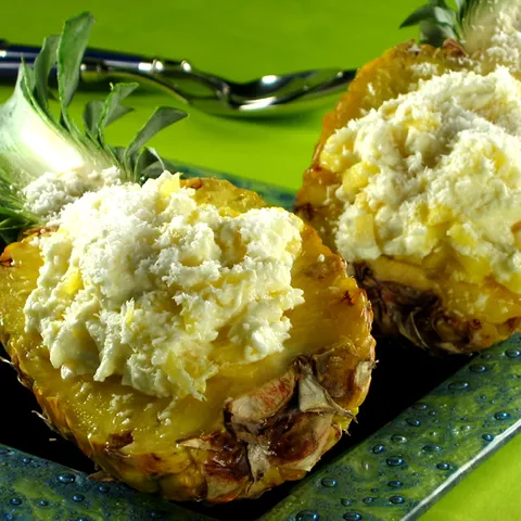 Punjeni ananas