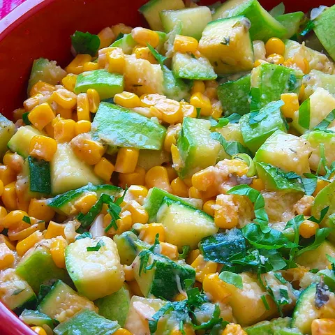 Salata od tikvica ,kukuruza i parmezana
