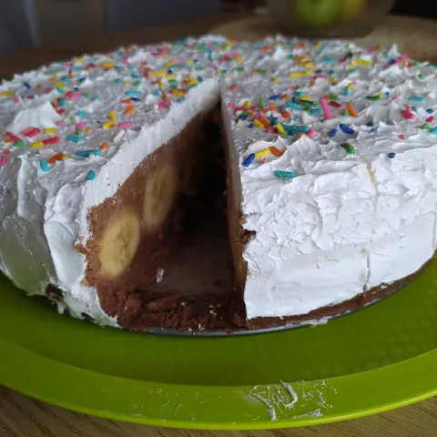 Banana torta bez pečenja
