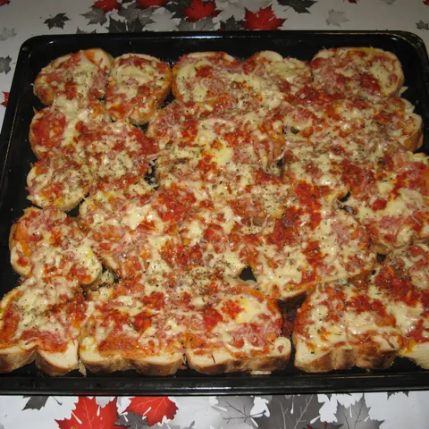 Pizza brusketi :)
