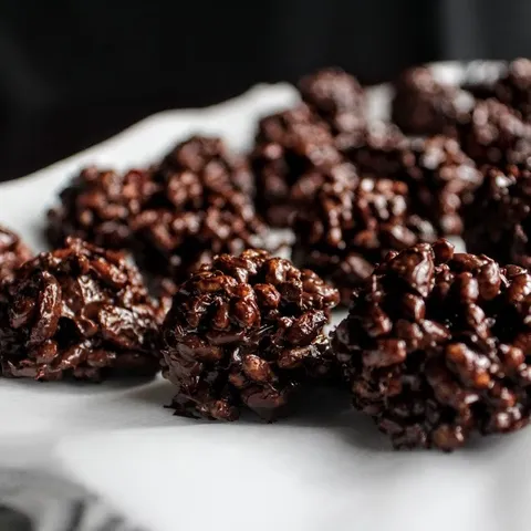 Healthy Chocolate Cherry Almond Crispy Treats