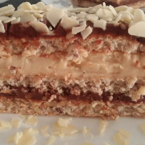 Nougat Torta
