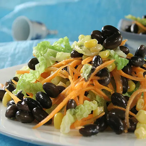Salata od crne soje