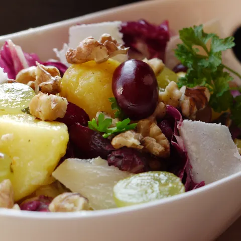 Jesenska krompir salata