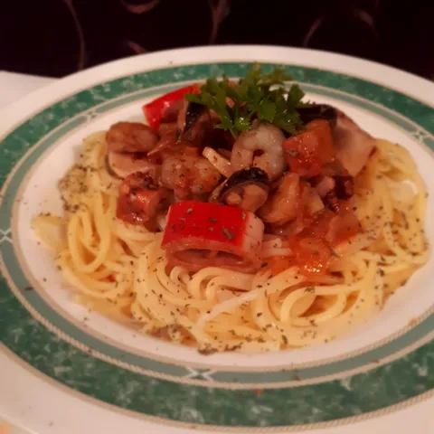 Spageti s plodovima mora