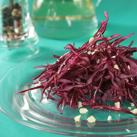Salata od crvenog kupusa