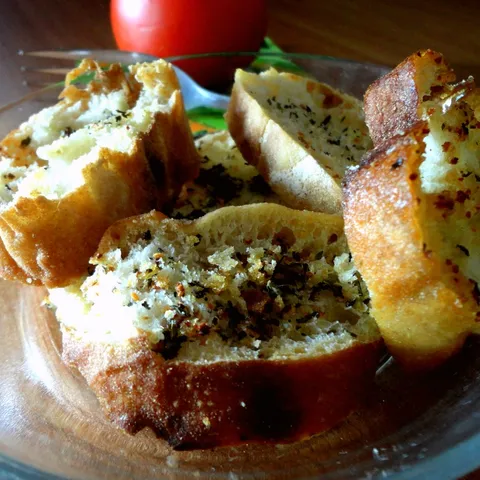 Bruschetta aglio e olio (Brusketi sa belim lukom)