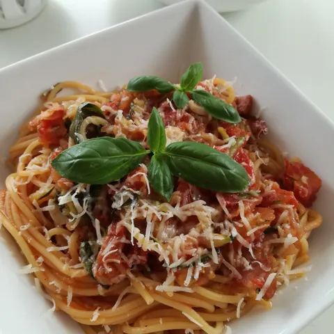 One Pot Pasta sa chorizo kobasicom
