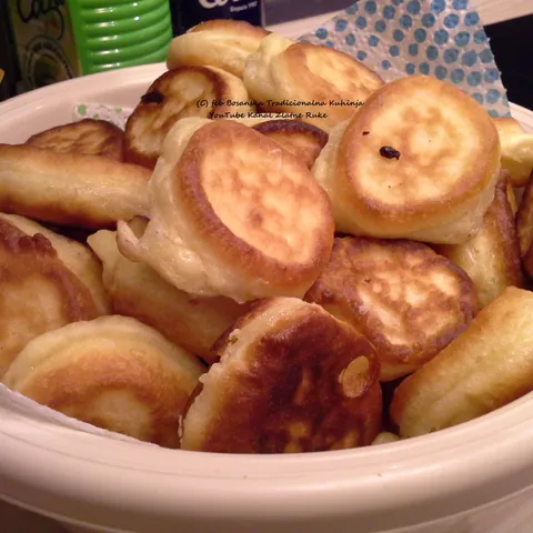 Uštipci / salty Fritters