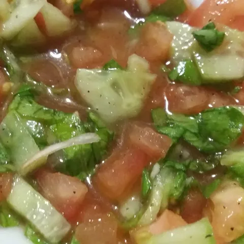 LJetna Salata