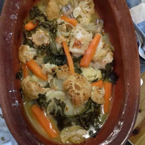 Ručak iz zemljane posude
