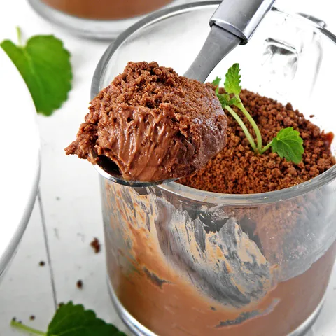 Čokoladni puding s mentom