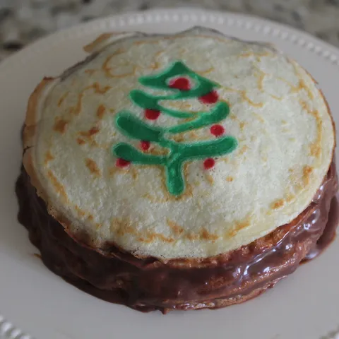Blagdanska torta od mini palacinka