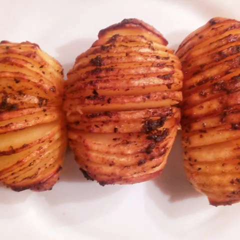 Hasselback krumpir