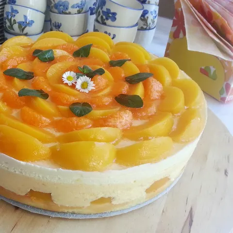 Krem torta od narancastog voca