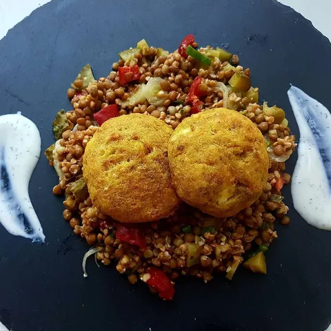 Polpete od tunjevine/Tabbouleh od leće i heljde