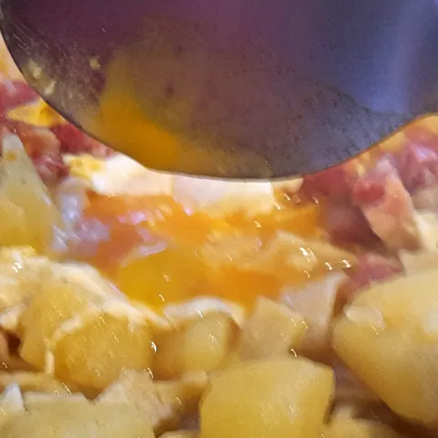 Kisela krompir juha sa rezancima - Sour Kartoffelsuppe mit noodles