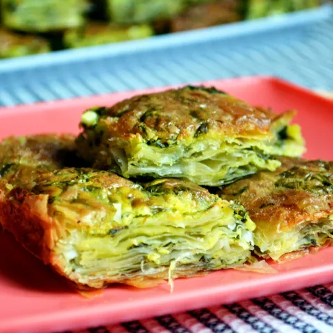 Spanakotiro pita