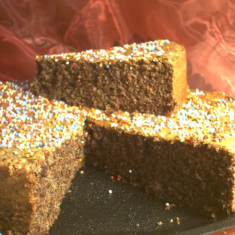 Fini cokoladni biskvit sa kajmakom