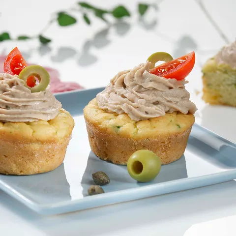 Cupcakes s namazom od tune
