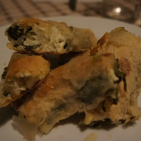 Burek sa cikorijom i sirom