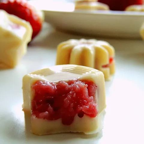 Red praline