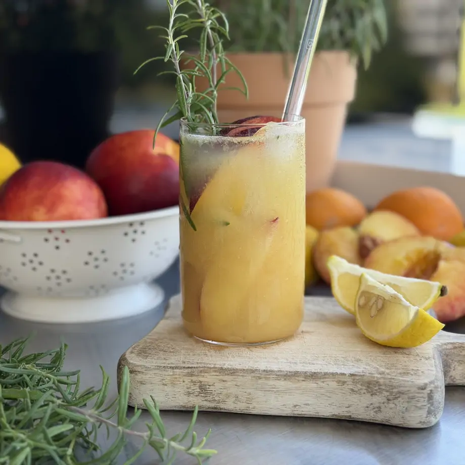 Breskva naranča Mocktail