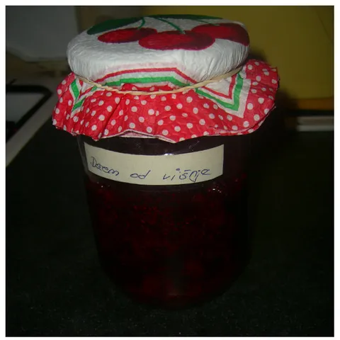 Džem od višanja sa čia semenkama -lchf (Cherry chia jam)