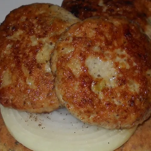 Pljeskavice od piletine i šampinjona