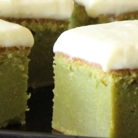 Green Tea, White Chocolate & Mascarpone Brownies