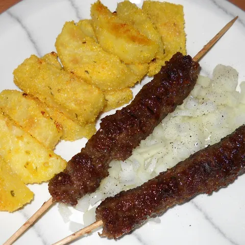 ĆEVAPI NA RAŽNJIĆU