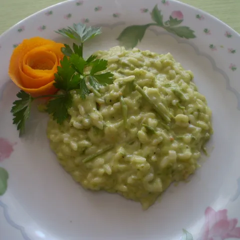 RIŽOTO SA ŠPAROGAMA