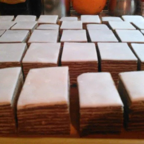 Rozen kocke sa domaćim koricama