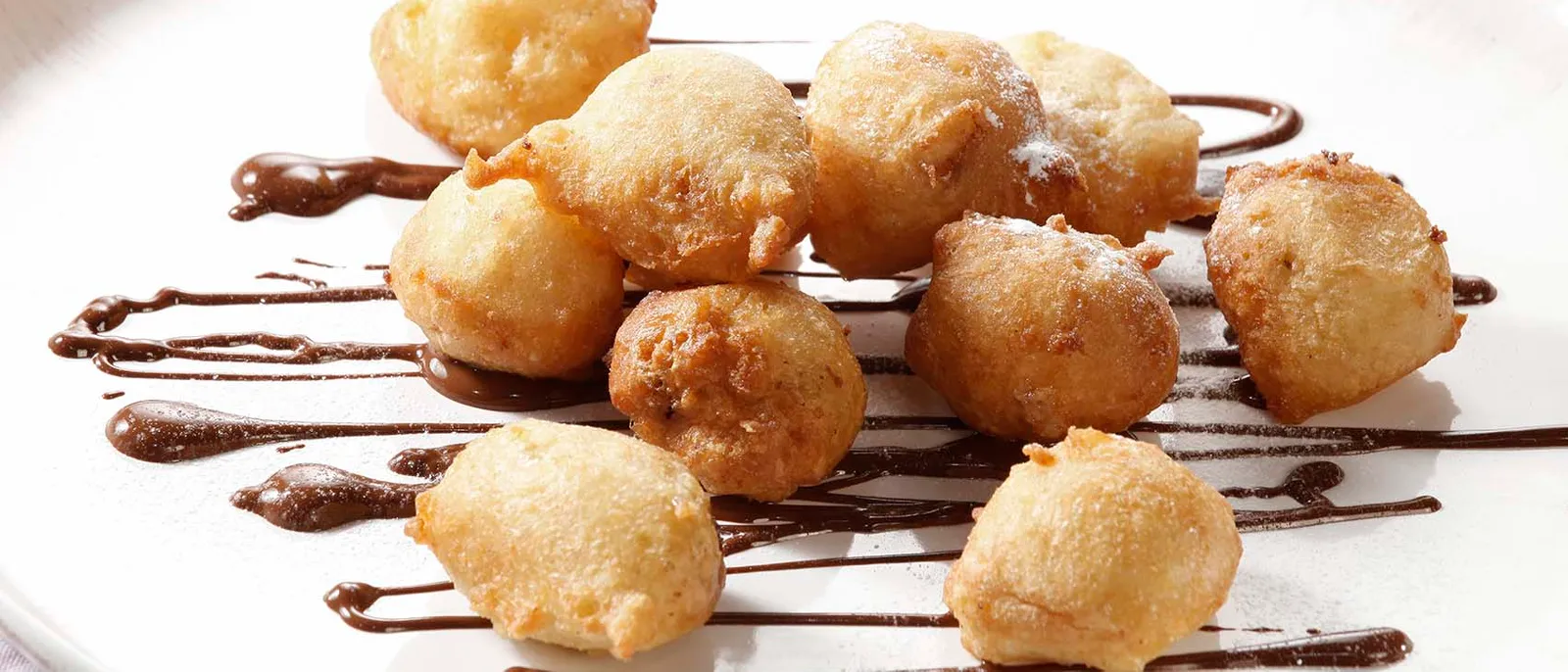 O fritulama, kraljicama karnevala
