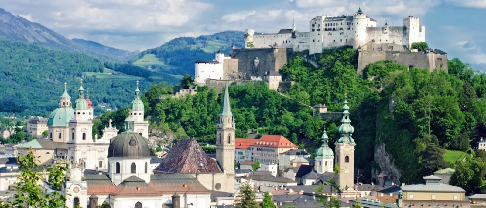 Austrija